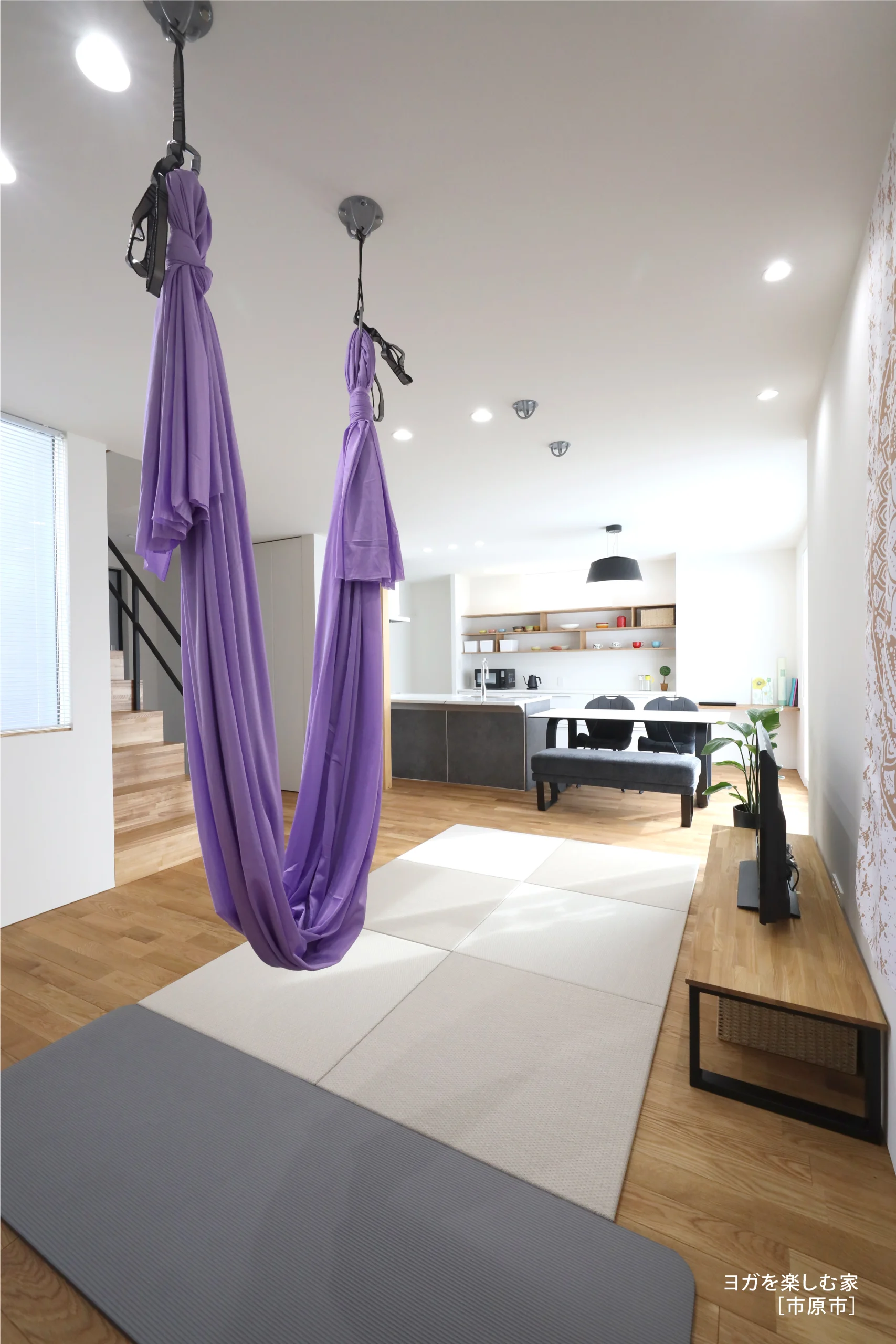 L型敷地の家［ヨガを楽しむ家］ / 木更津市